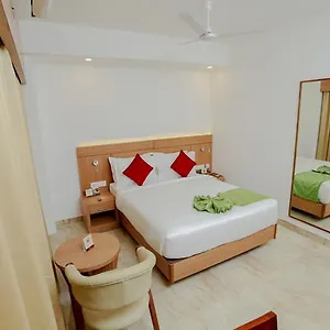 kings-regency.kerala-hotels.net/