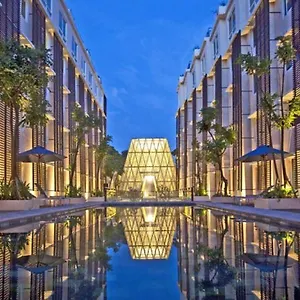 ananta-legian.ubudhotelsnow.com/